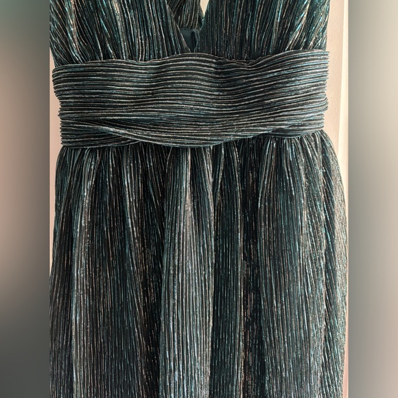 Lulus Ailey Gold Twist Back Dress - Picture 3 of 9